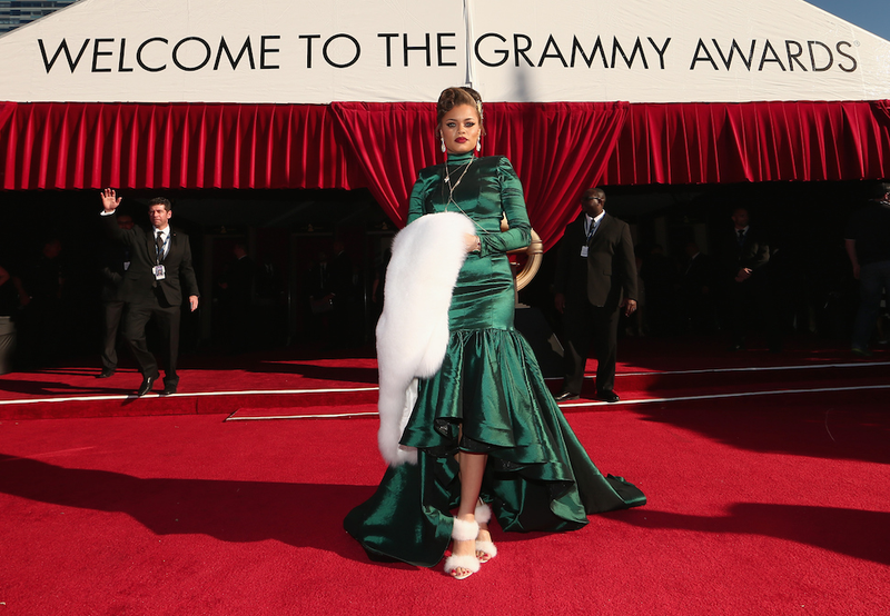 Illustration for article titled Your Complete Guide to All the Looks on the 58th Grammy Awards Red Carpet